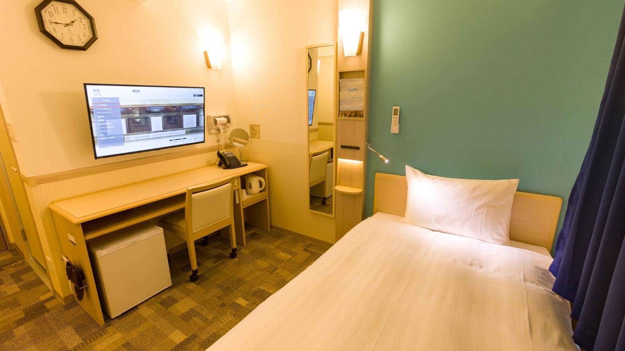 Toyoko Inn Marugame Ekimae חדר תמונה