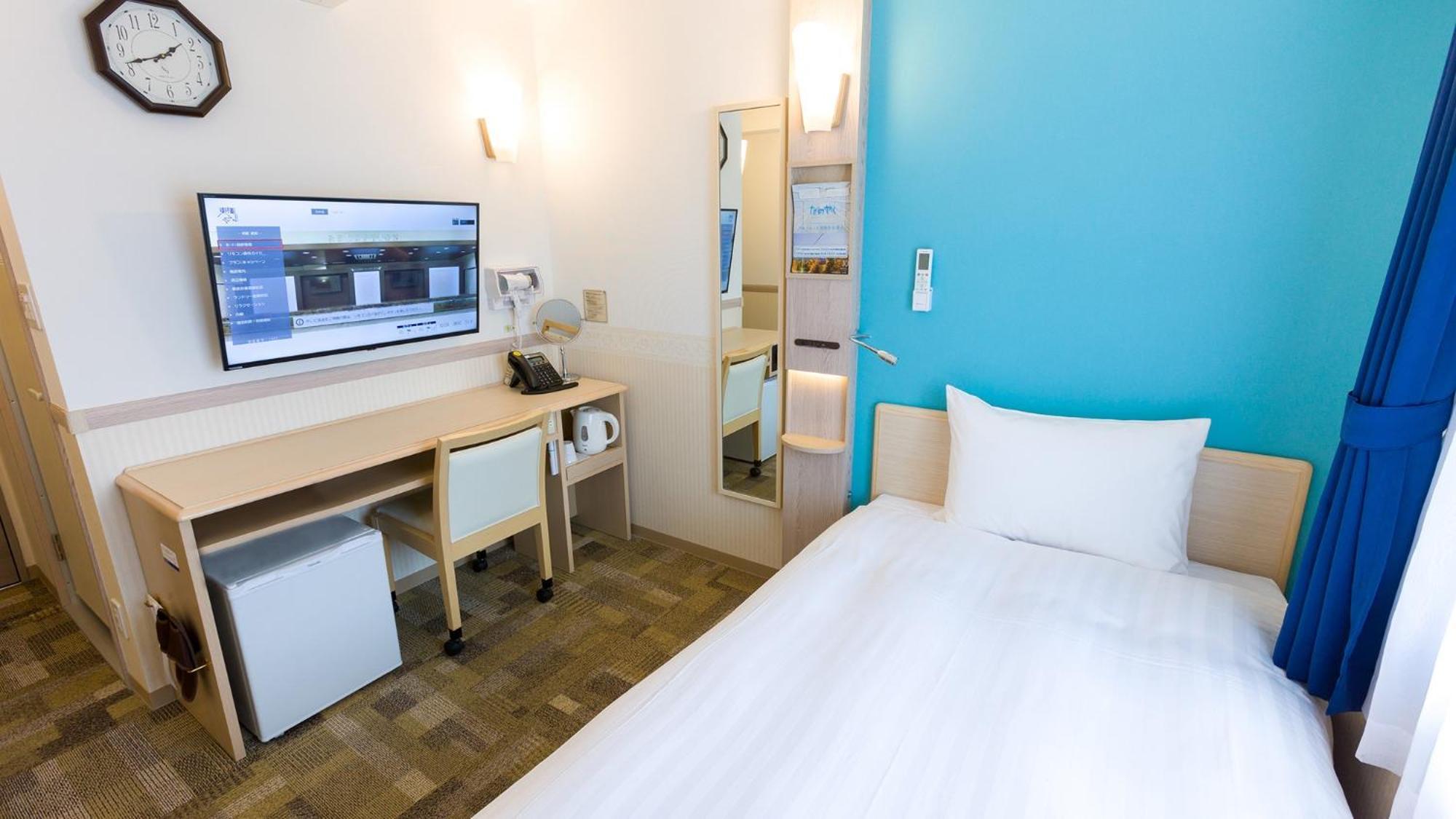 Toyoko Inn Marugame Ekimae חדר תמונה