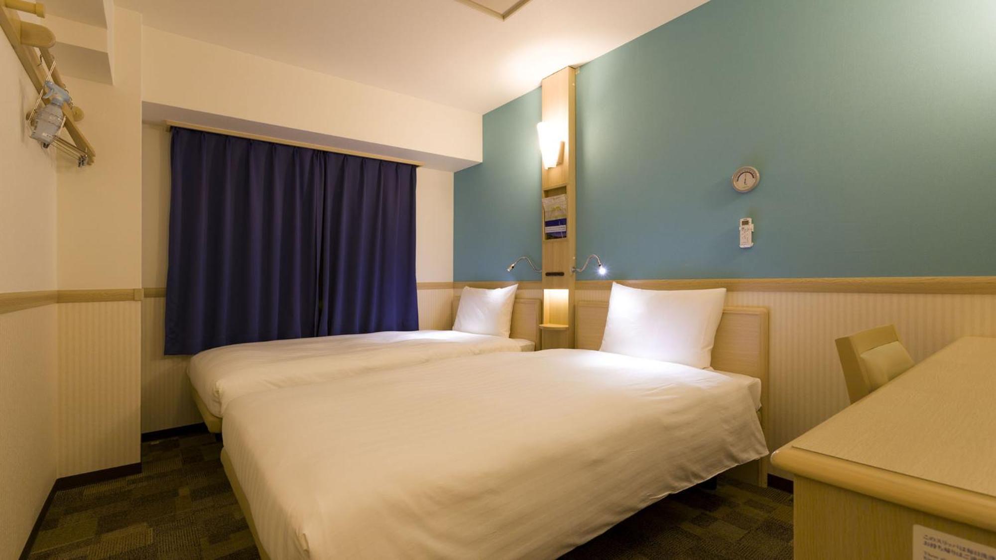 Toyoko Inn Marugame Ekimae חדר תמונה